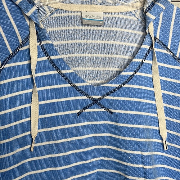 Columbia Blue White Striped Hoodie Pullover Sz Medium! - Picture 3 of 9